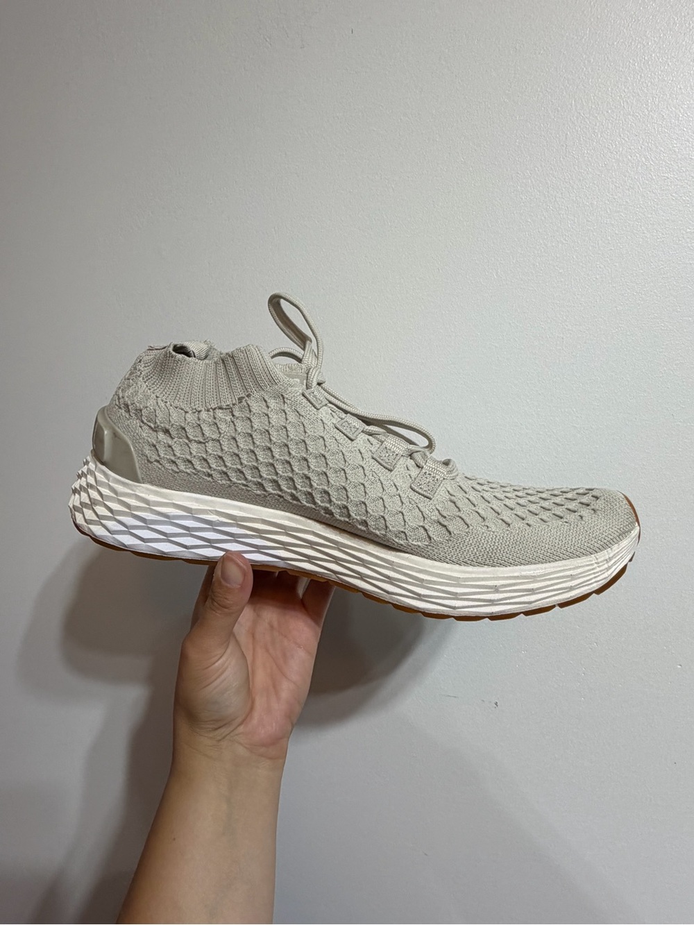 NOBULL Knit Runner Sneaker Oatmeal Beige Women’s Size 9.5 / Men’s 8